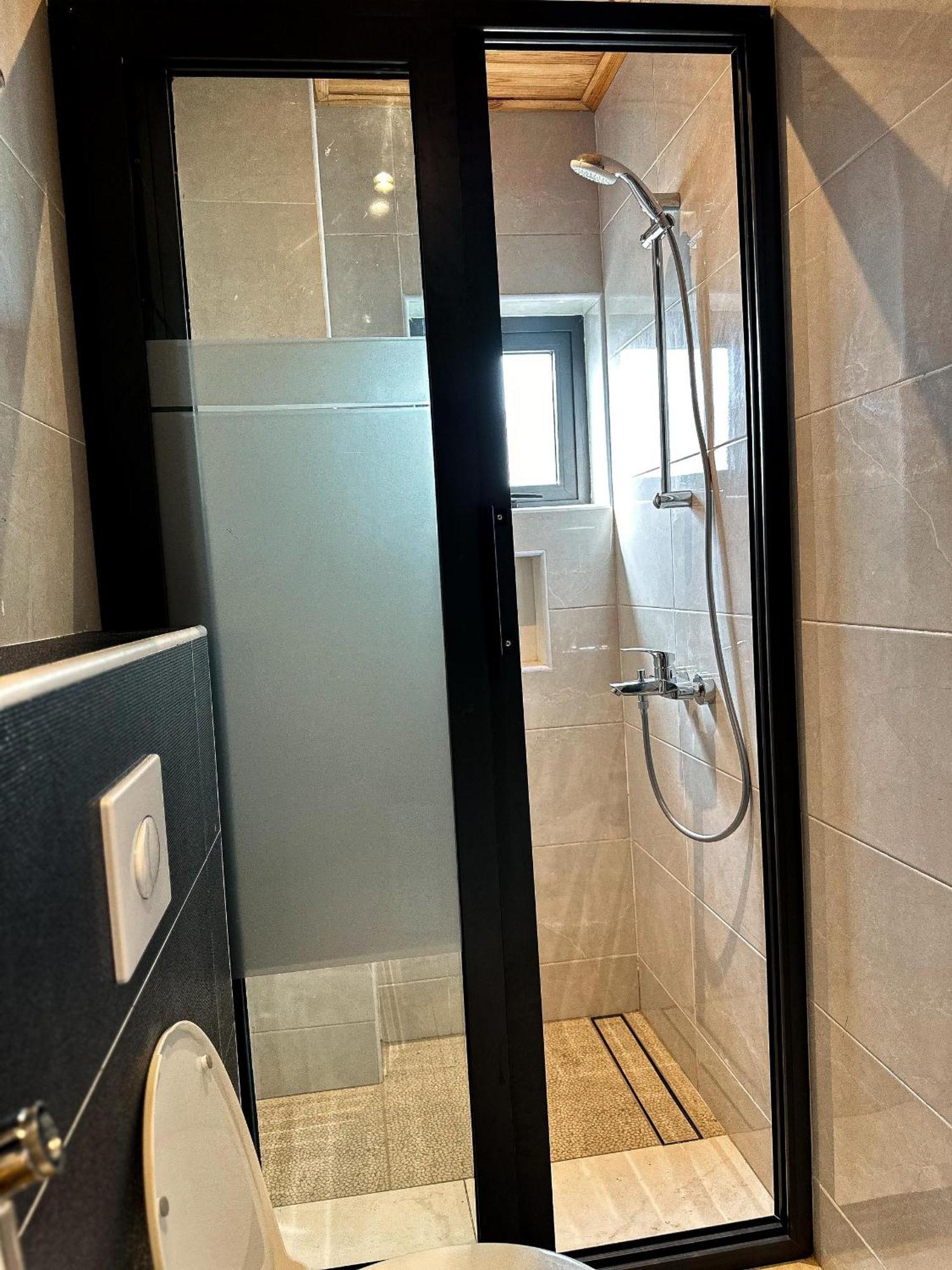 Klik Klak Appart Hotel โกโตนู ภายนอก รูปภาพ